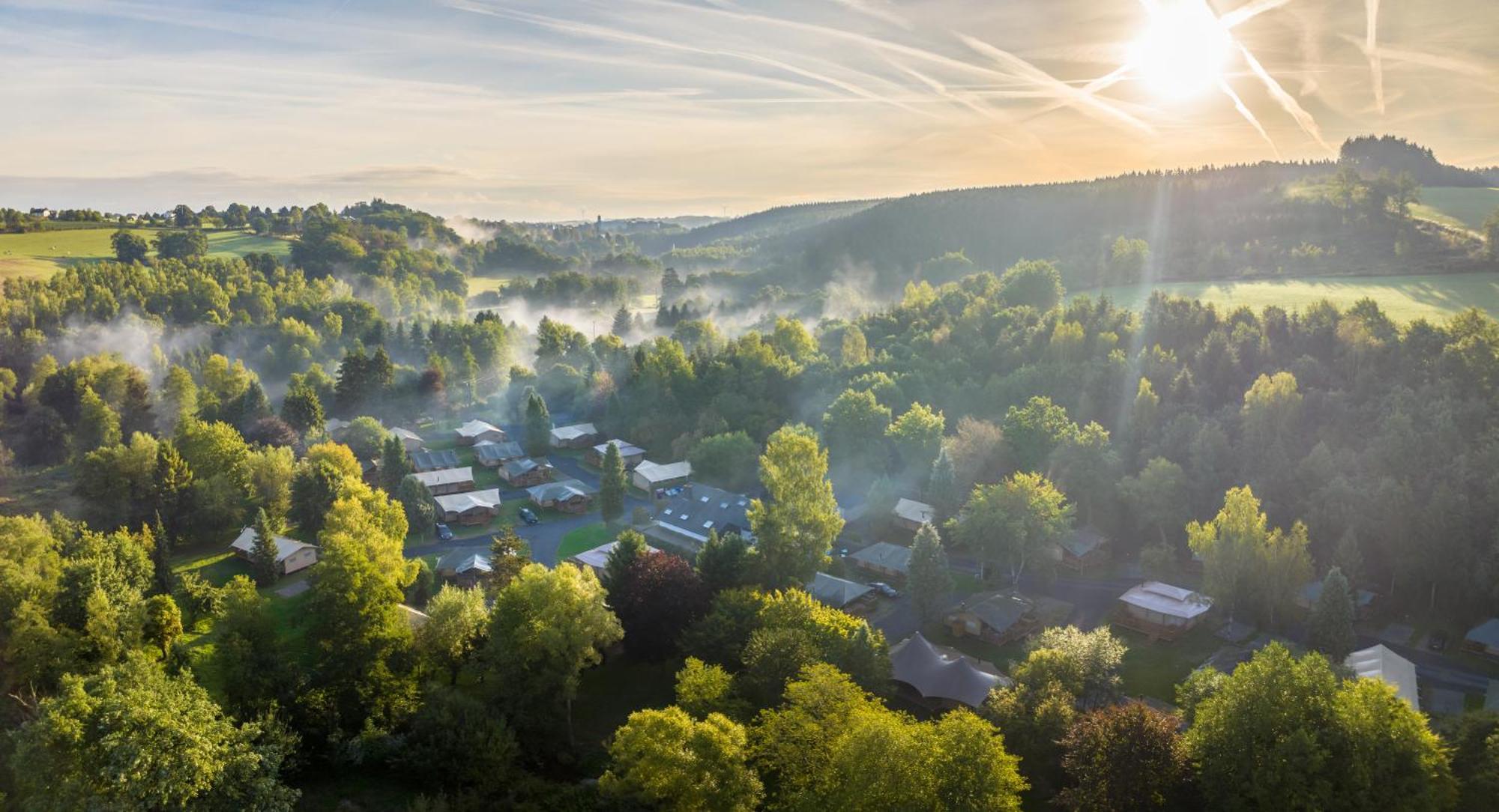 Landal Glamping Neufchâteau Exteriör bild